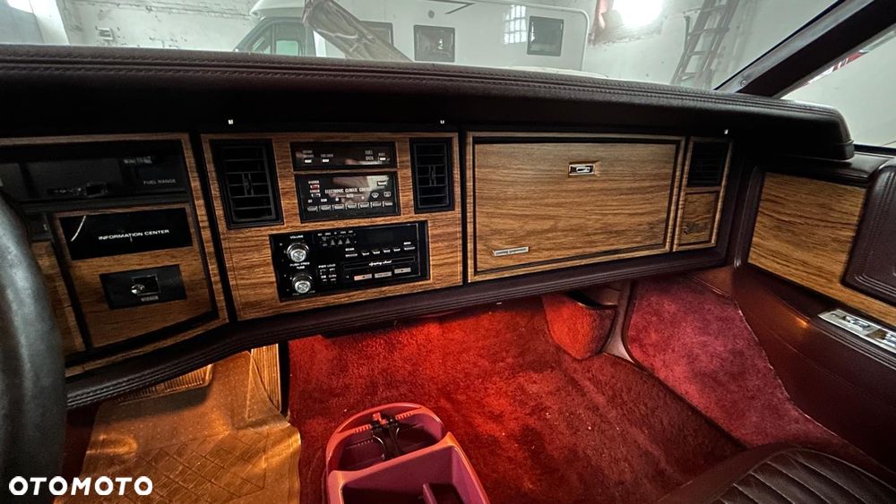 Cadillac Eldorado - 12