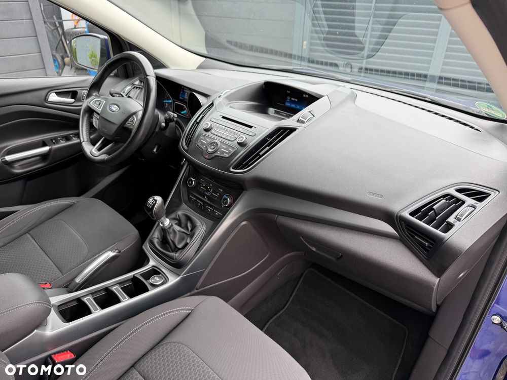 Ford Kuga 1.5 EcoBoost 2x4 Cool & Connect - 10