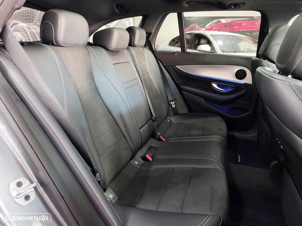 Mercedes-Benz E 300 de AMG Line - 18