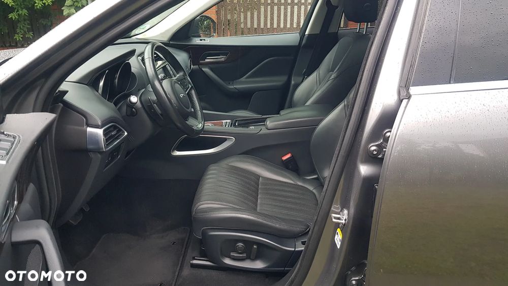 Jaguar F-Pace 20d AWD Prestige - 27