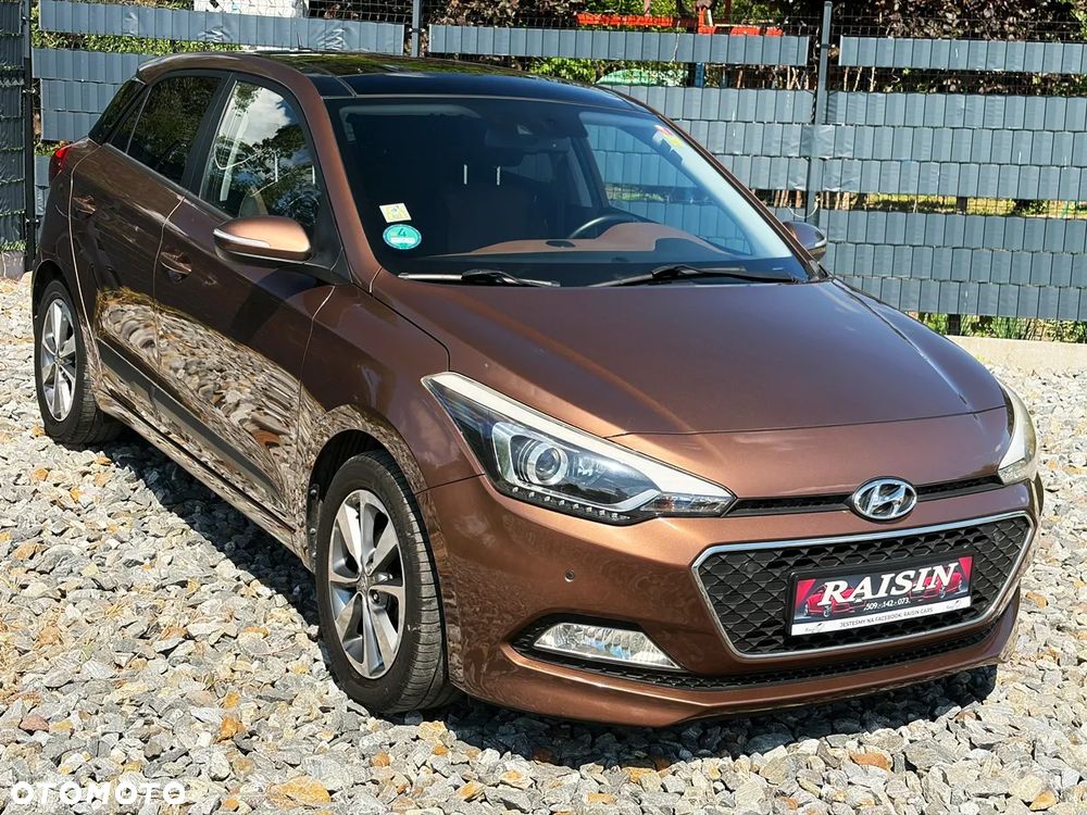 Hyundai i20 - 13