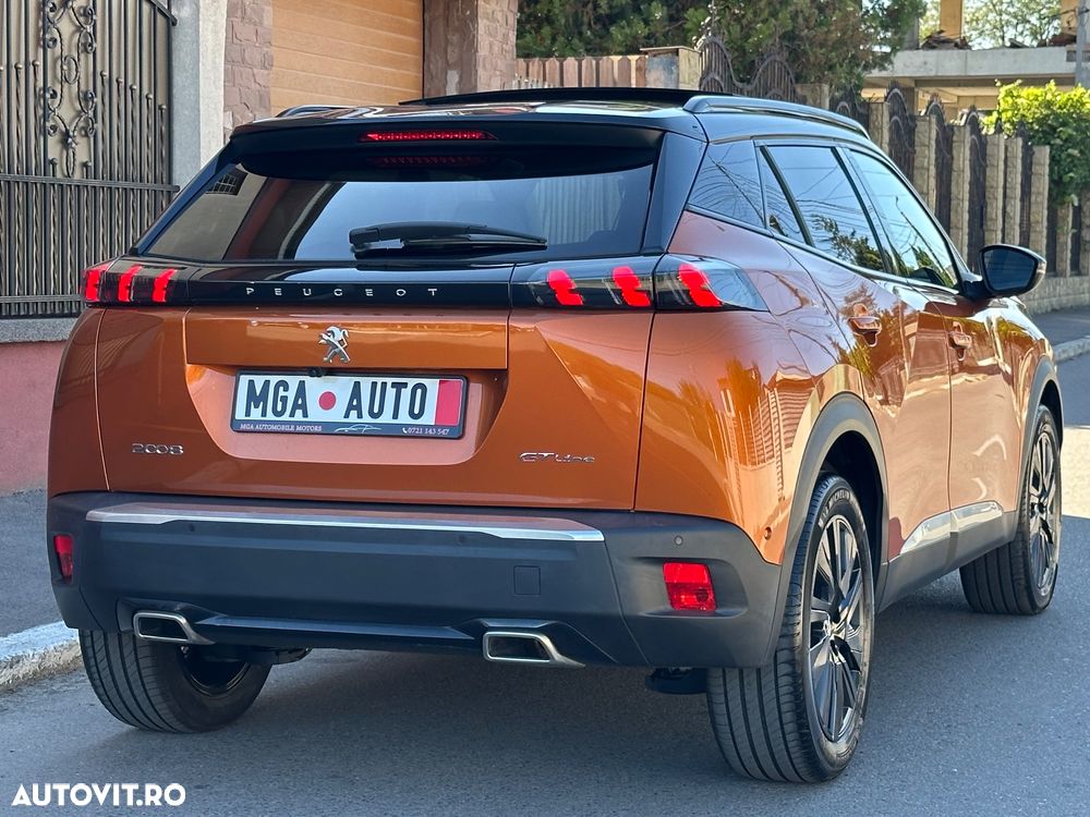 Peugeot 2008 1.2 L PureTech STT EAT8 GT Line - 16