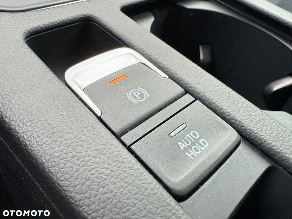 Volkswagen Passat Variant - 23