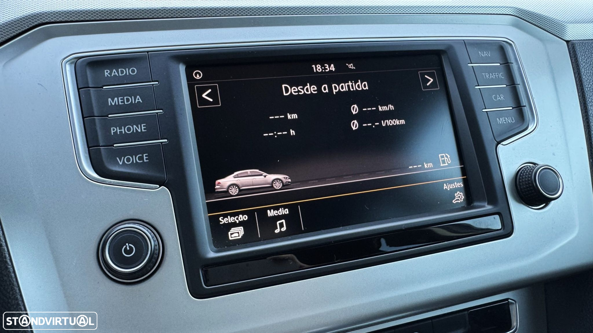 VW Passat 1.6 TDI Highline DSG - 20