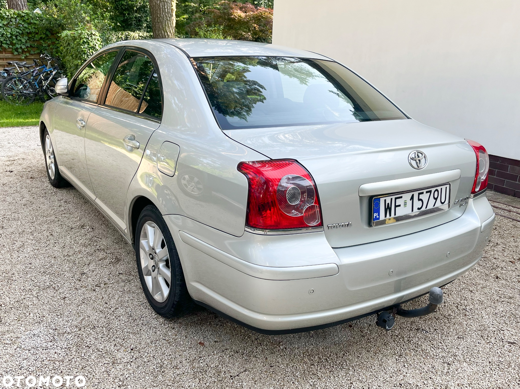 Toyota Avensis - 6