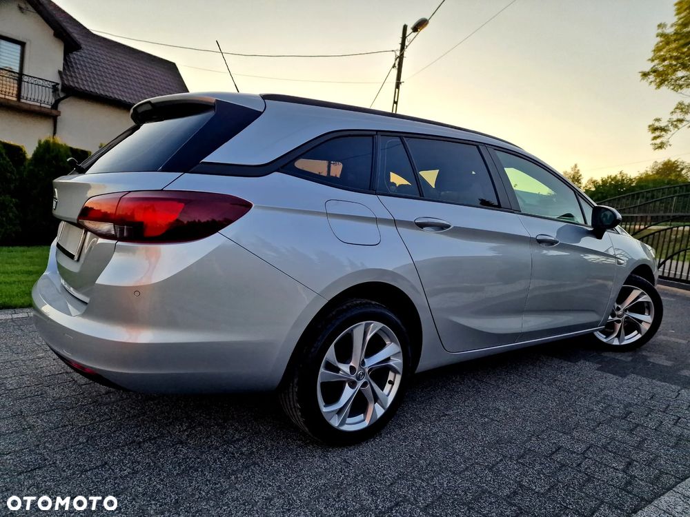 Opel Astra 1.6 CDTI Elite - 9