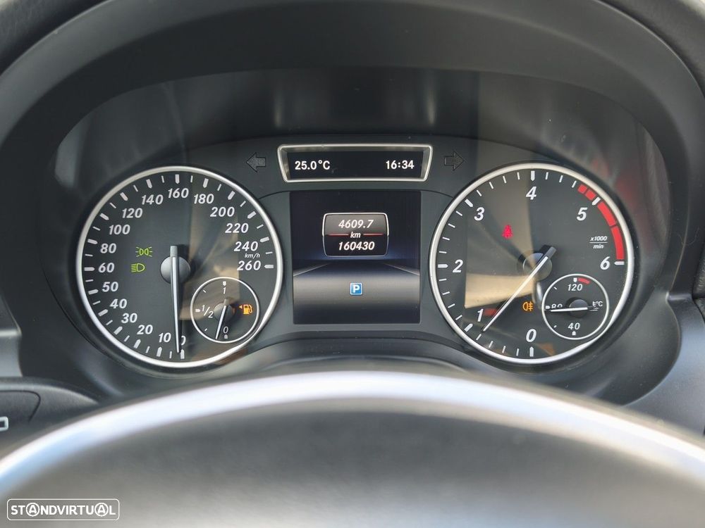 Mercedes-Benz A 180 CDI BlueEFFICIENCY - 16