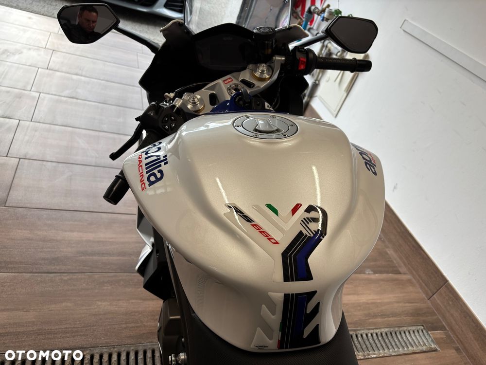 Aprilia RS - 9