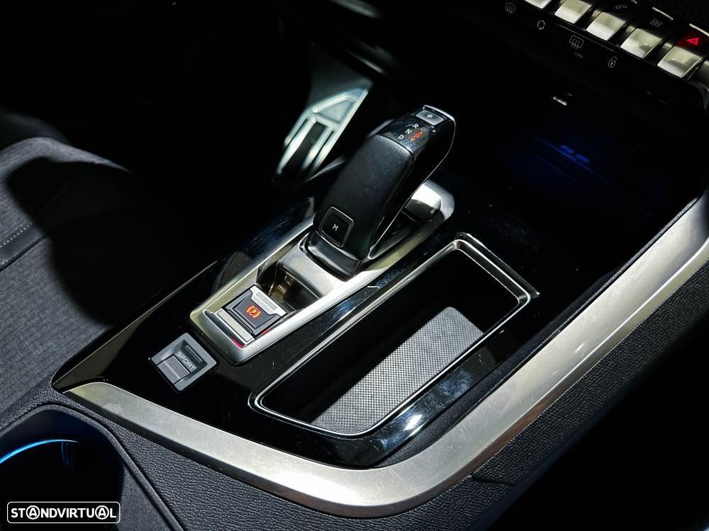 Peugeot 3008 1.6 PureTech GT EAT8 - 36