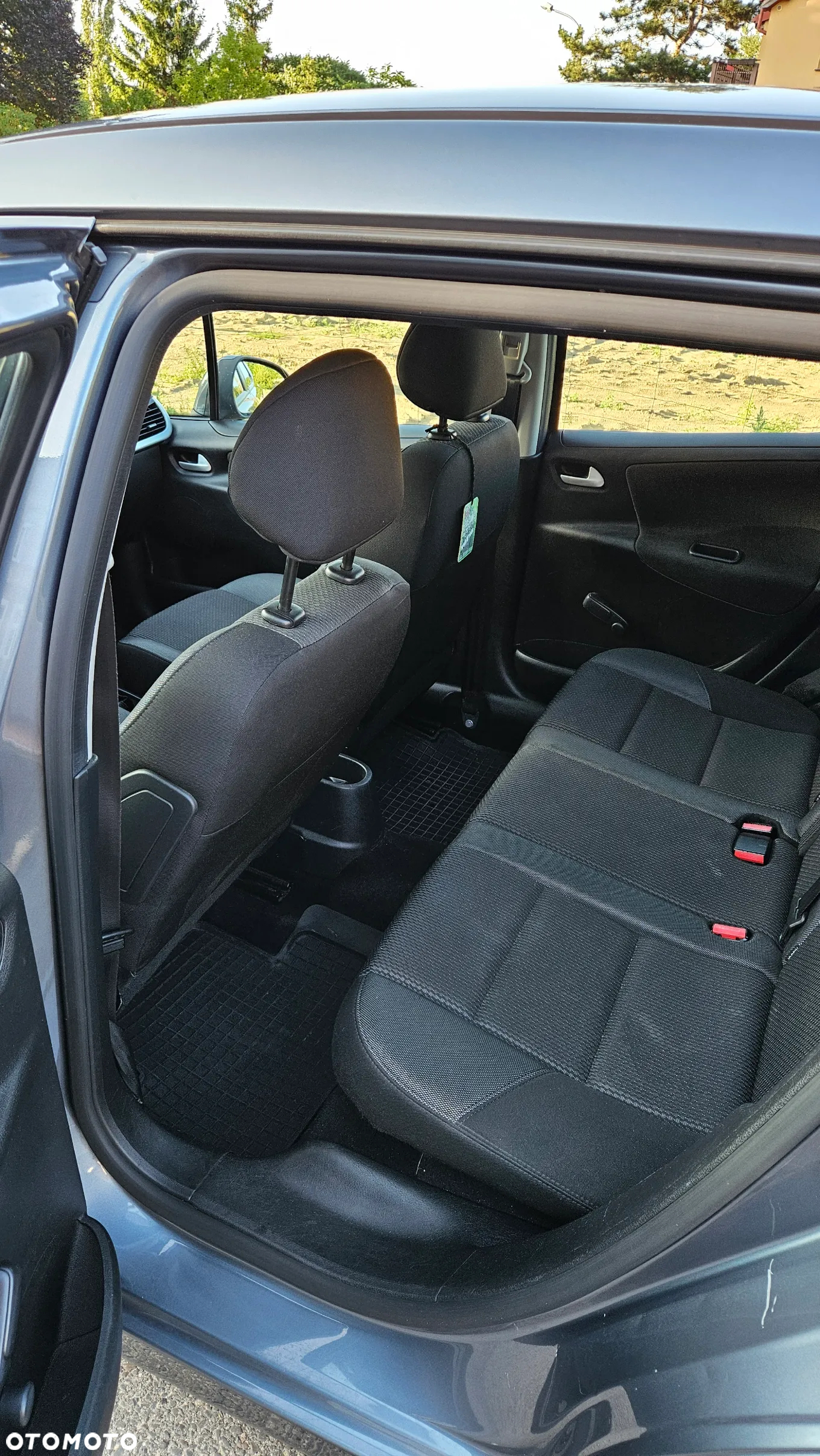 Peugeot 207 1.4 Millesim 200 - 12
