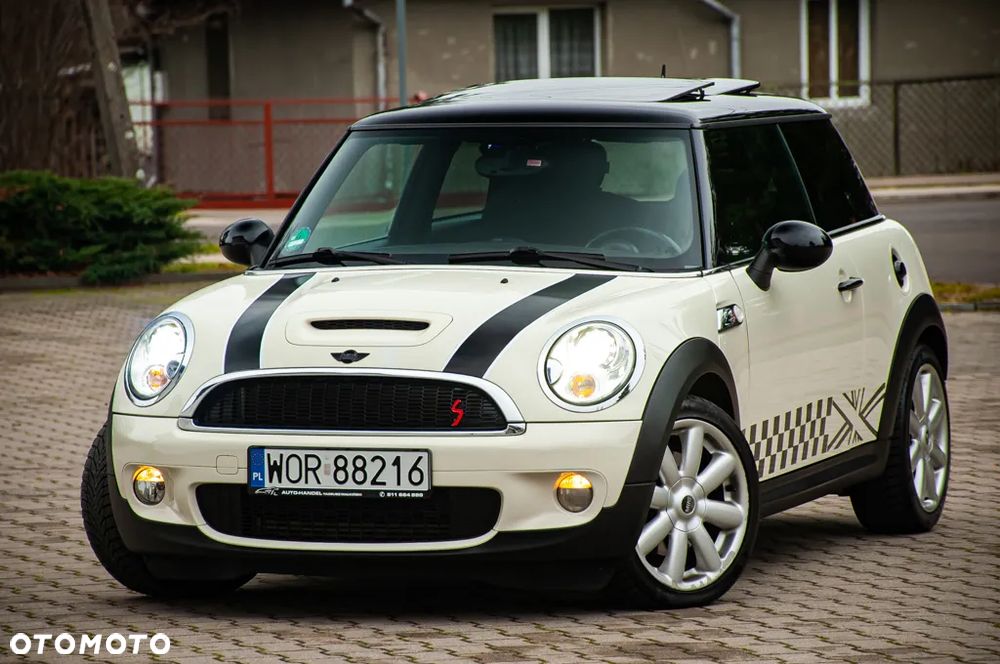 MINI Cooper S 50 Camden - 12