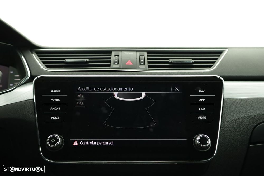 Skoda Superb Break 2.0 TDI Ambition - 12