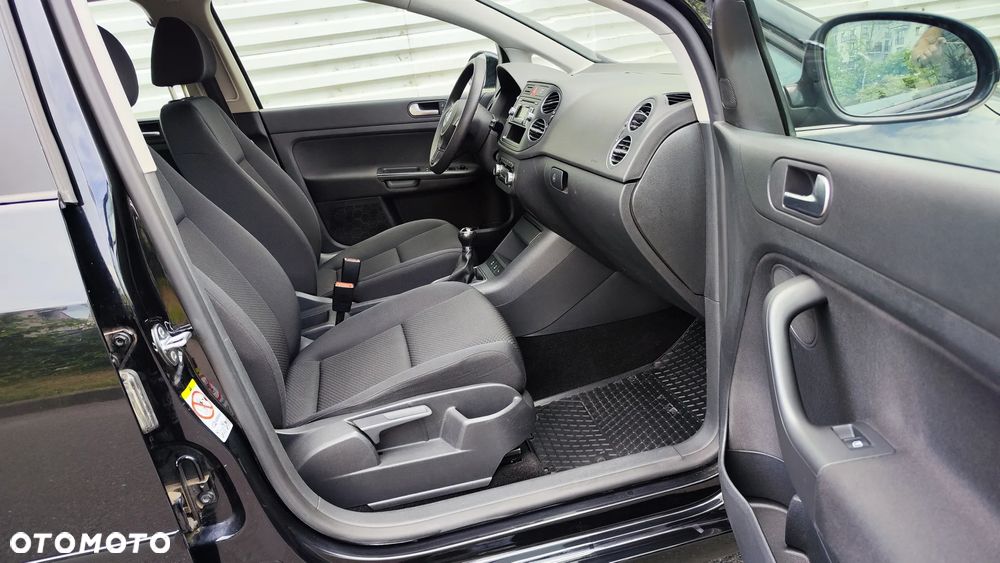 Volkswagen Golf Plus - 21
