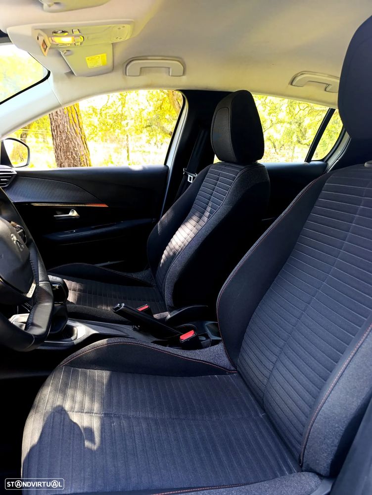 Peugeot 208 1.2 PureTech Active - 6