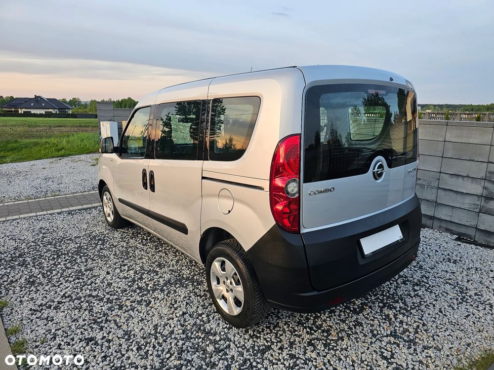 Opel Combo 1.6 CDTI Enjoy - 4