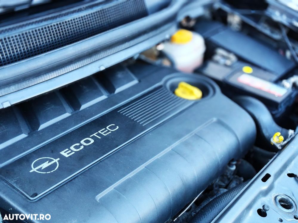 Opel Zafira 1.9 CDTI Automatik Innovation 110 Jahre - 30