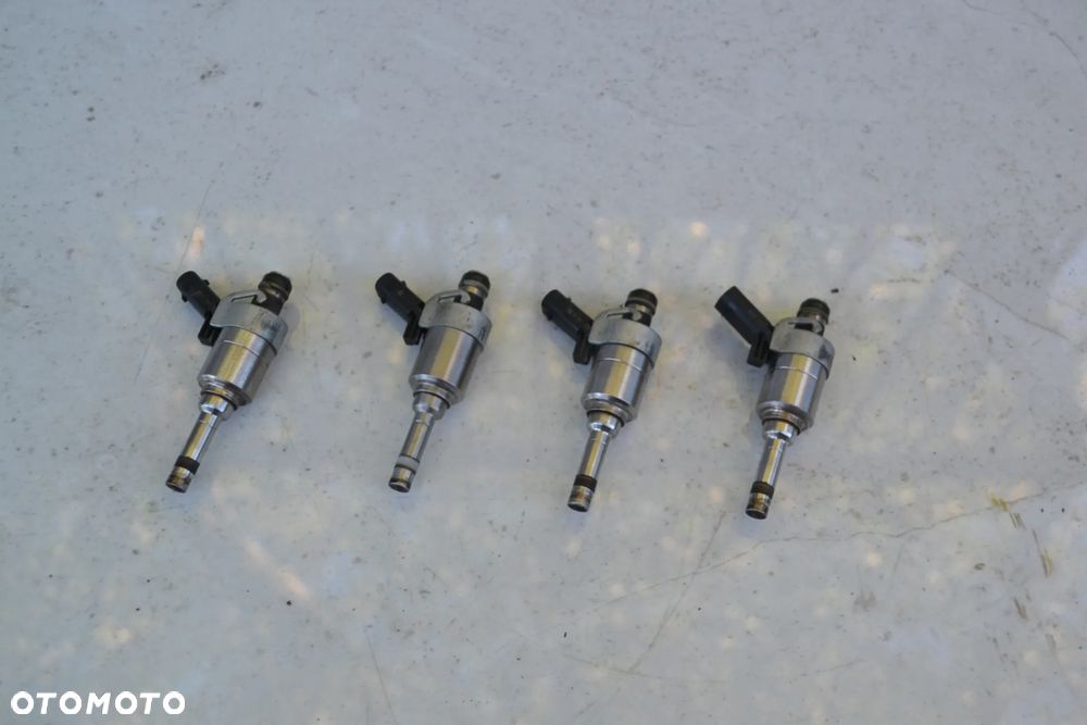 VW AUDI SEAT SKODA 1.8 2.0 TFSI FSI WTRYSK WTRYSKIWACZ PALIWA 06H906036G - 1
