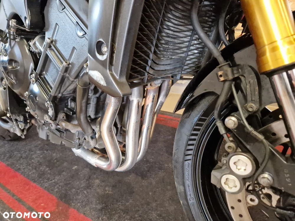 Yamaha FZ - 29