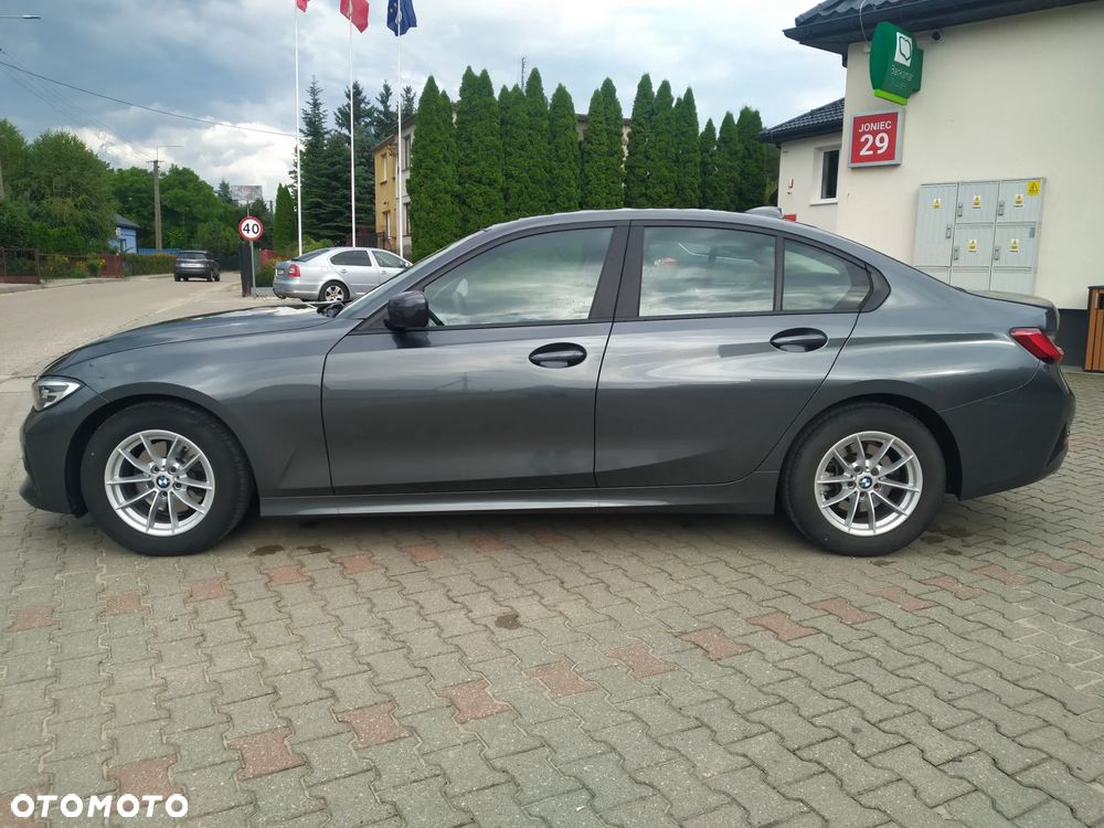 BMW Seria 3 320d Advantage - 2