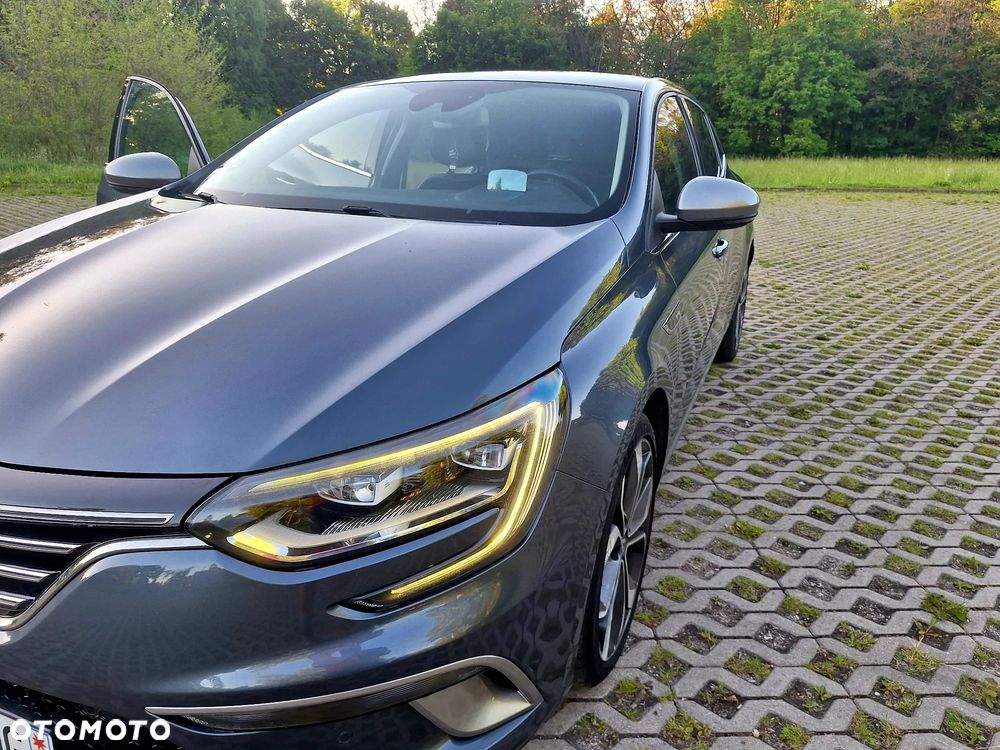 Renault Megane ENERGY TCe 130 EDC GT LINE - 25