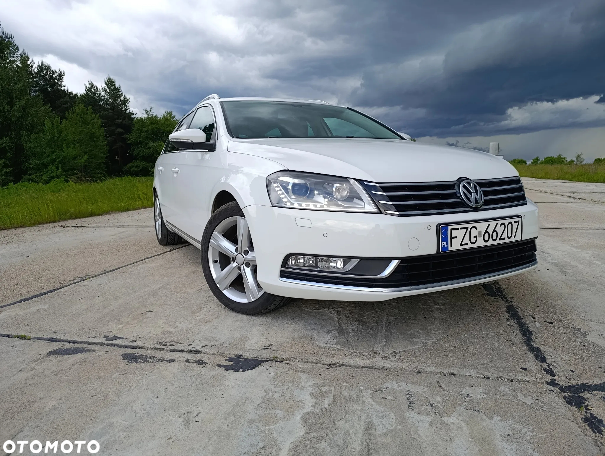 Volkswagen Passat 2.0 TDI 4Mot Highline DSG - 14