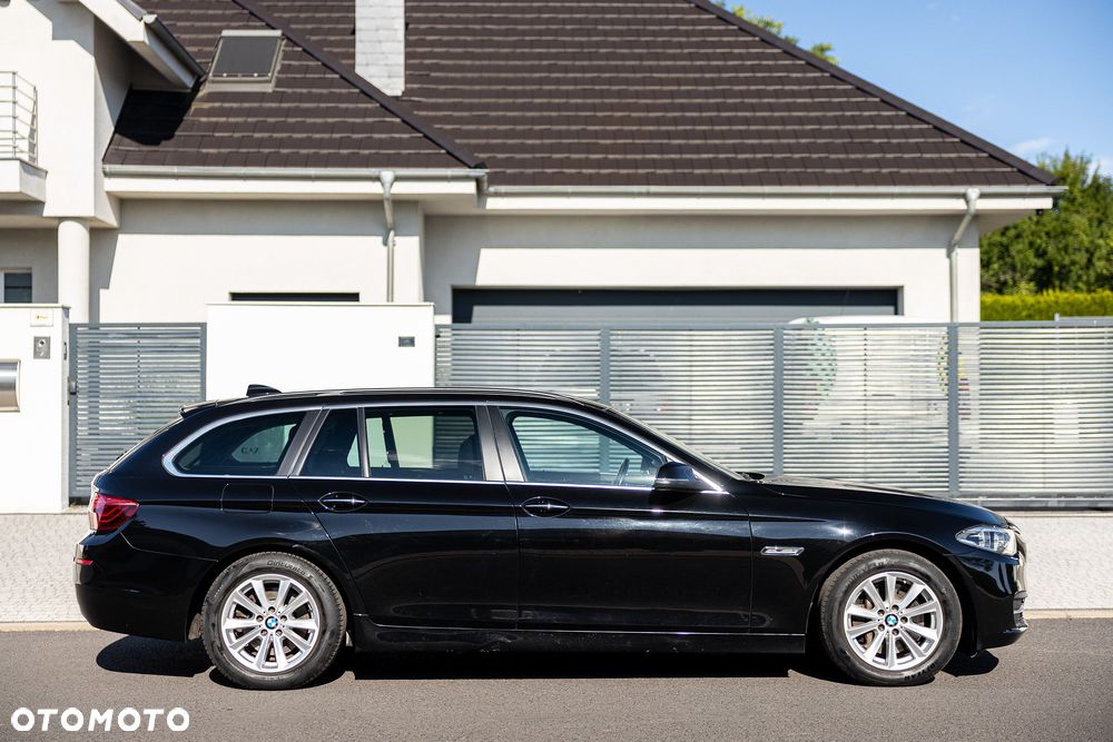 BMW Seria 5 525d - 2