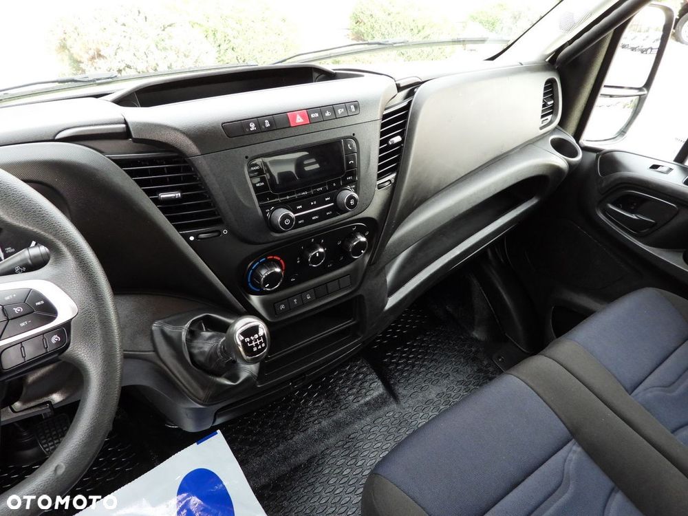 Iveco DAILY 35C14 WYWROTKA TEMPOMAT BLIŹNIACZE KOŁA KLIMATYZACJA  140KM - 32