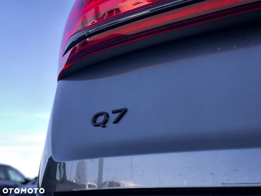 Audi Q7 - 10