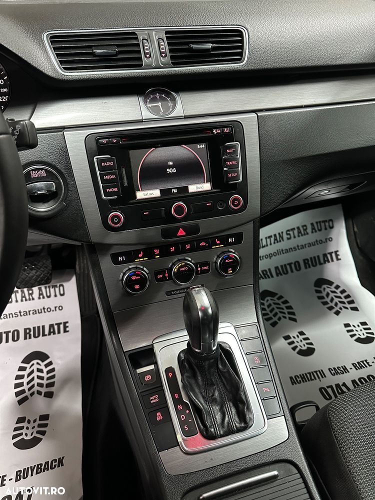 Volkswagen Passat 2.0 Blue TDI DSG SCR Comfortline - 10