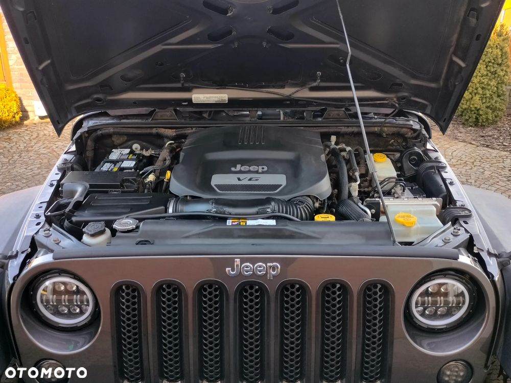 Jeep Wrangler 3.6 Unlim X - 8