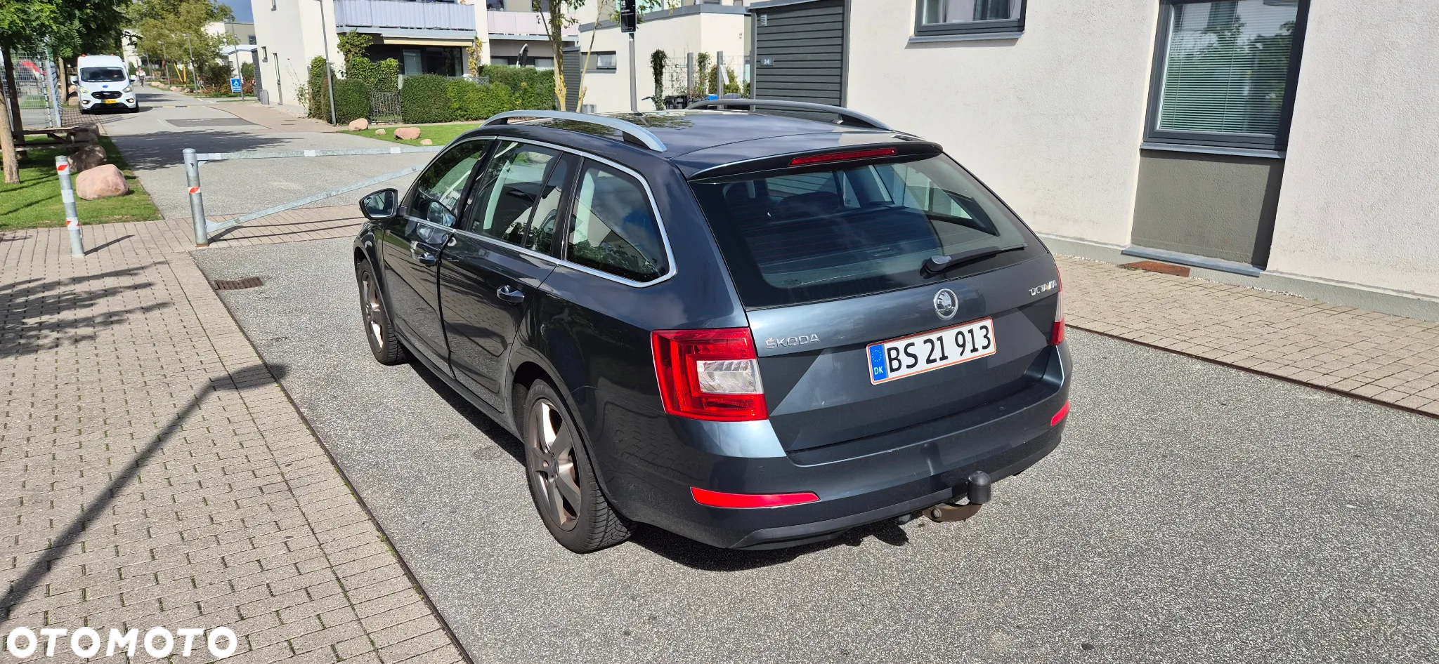 Skoda Octavia 1.4 TSI Elegance DSG - 4