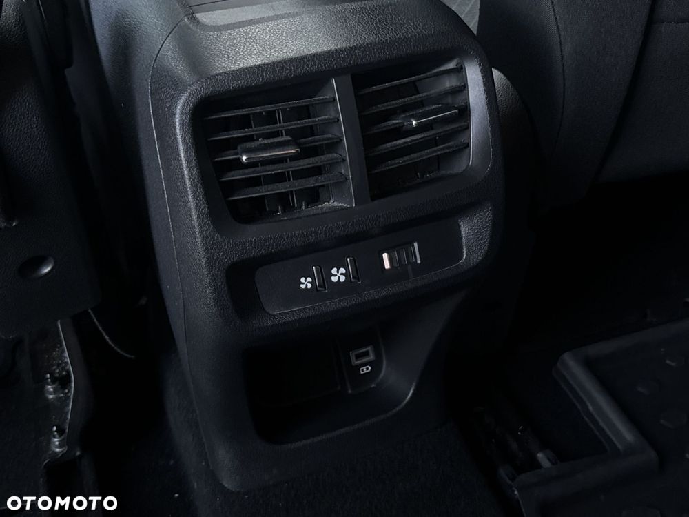 Peugeot Rifter 1.5 BlueHDI Allure Pack S&S - 17