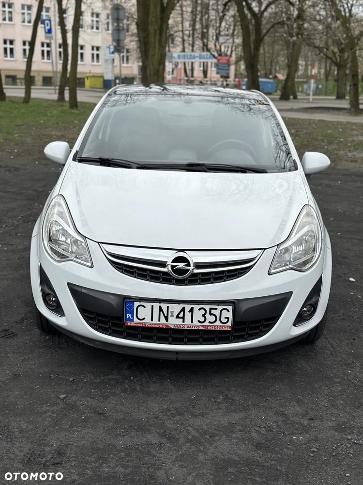 Opel Corsa 1.4 16V Color Edition - 11