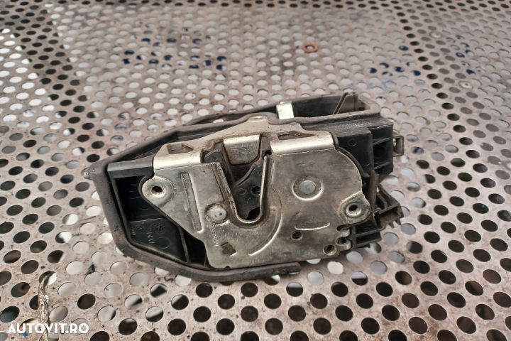 BROASCA USA STANGA FATA BMW Seria 1 E87 [2004 - 2007] - 3