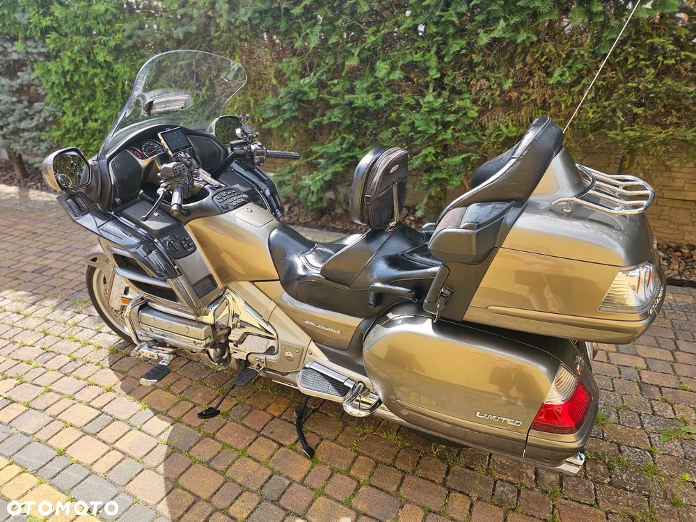 Honda GL - 4