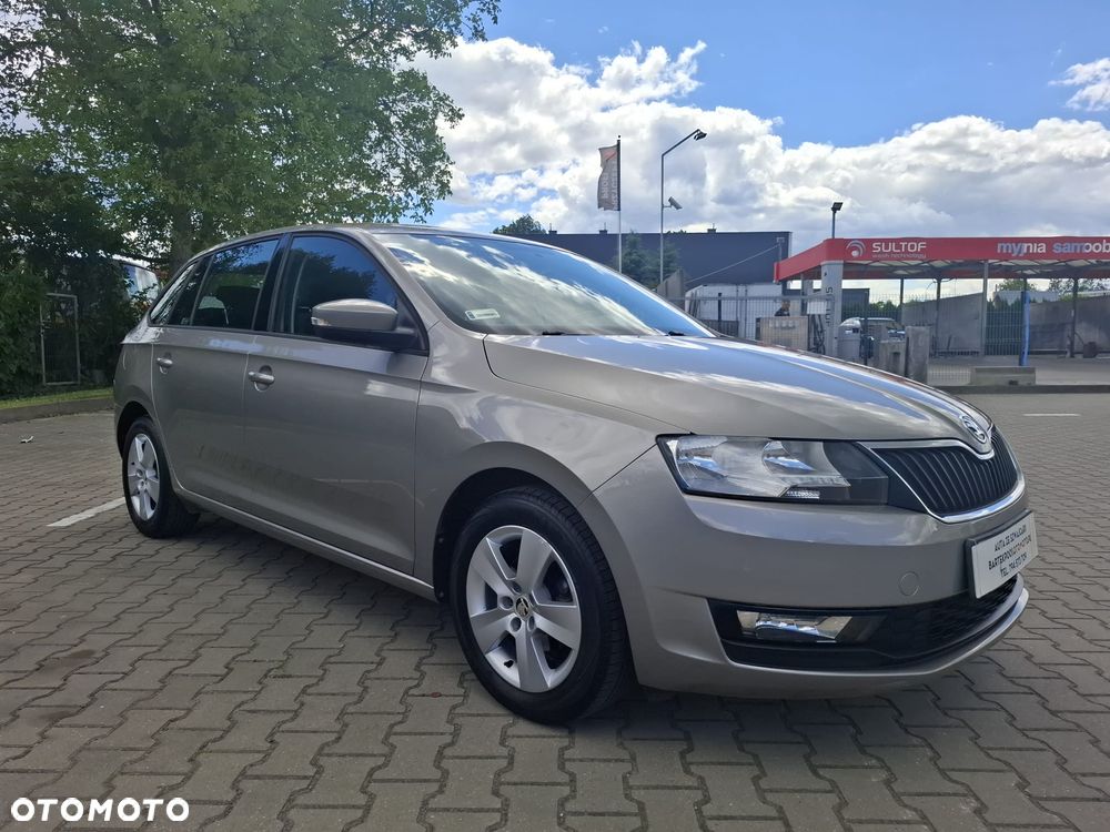 Skoda RAPID 1.0 TSI Active - 2