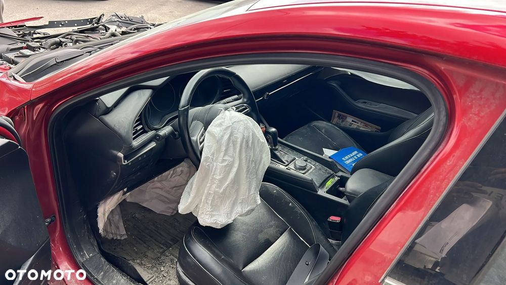 Mazda 3 - 6