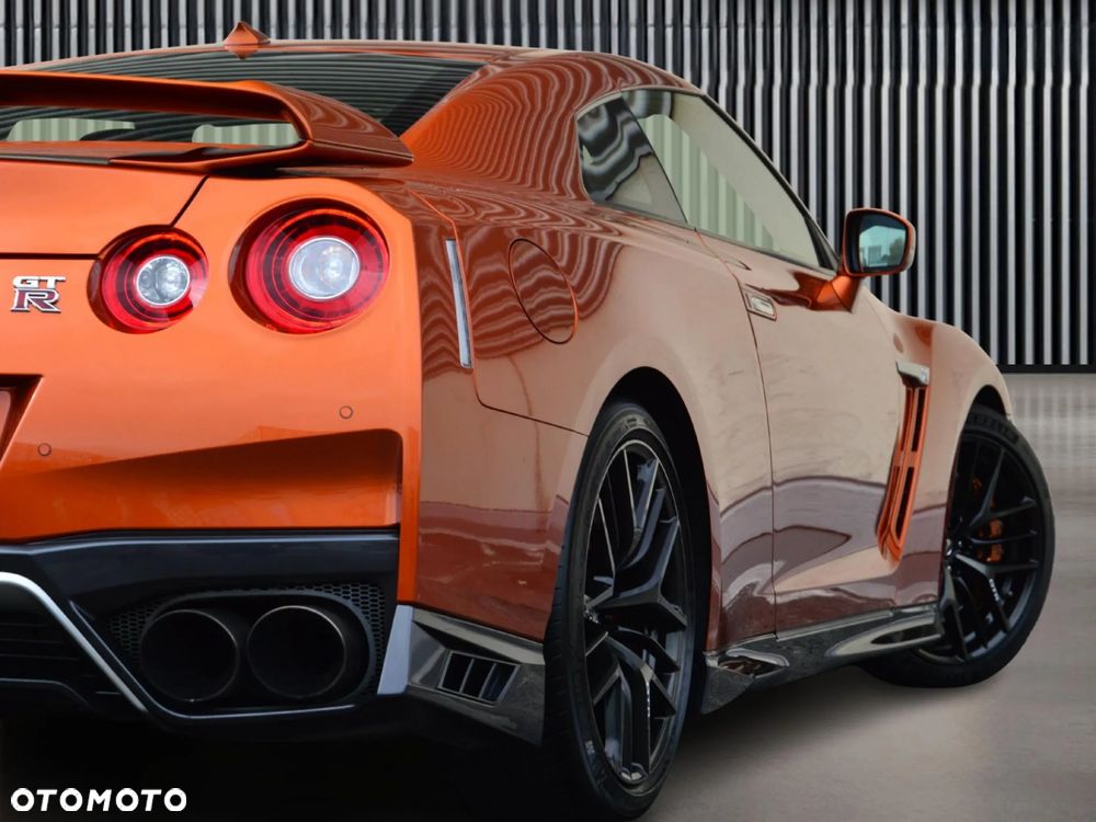 Nissan GT-R Prestige - 10