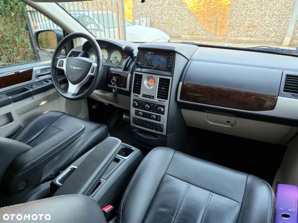 Chrysler Town & Country 4.0 Limited - 7