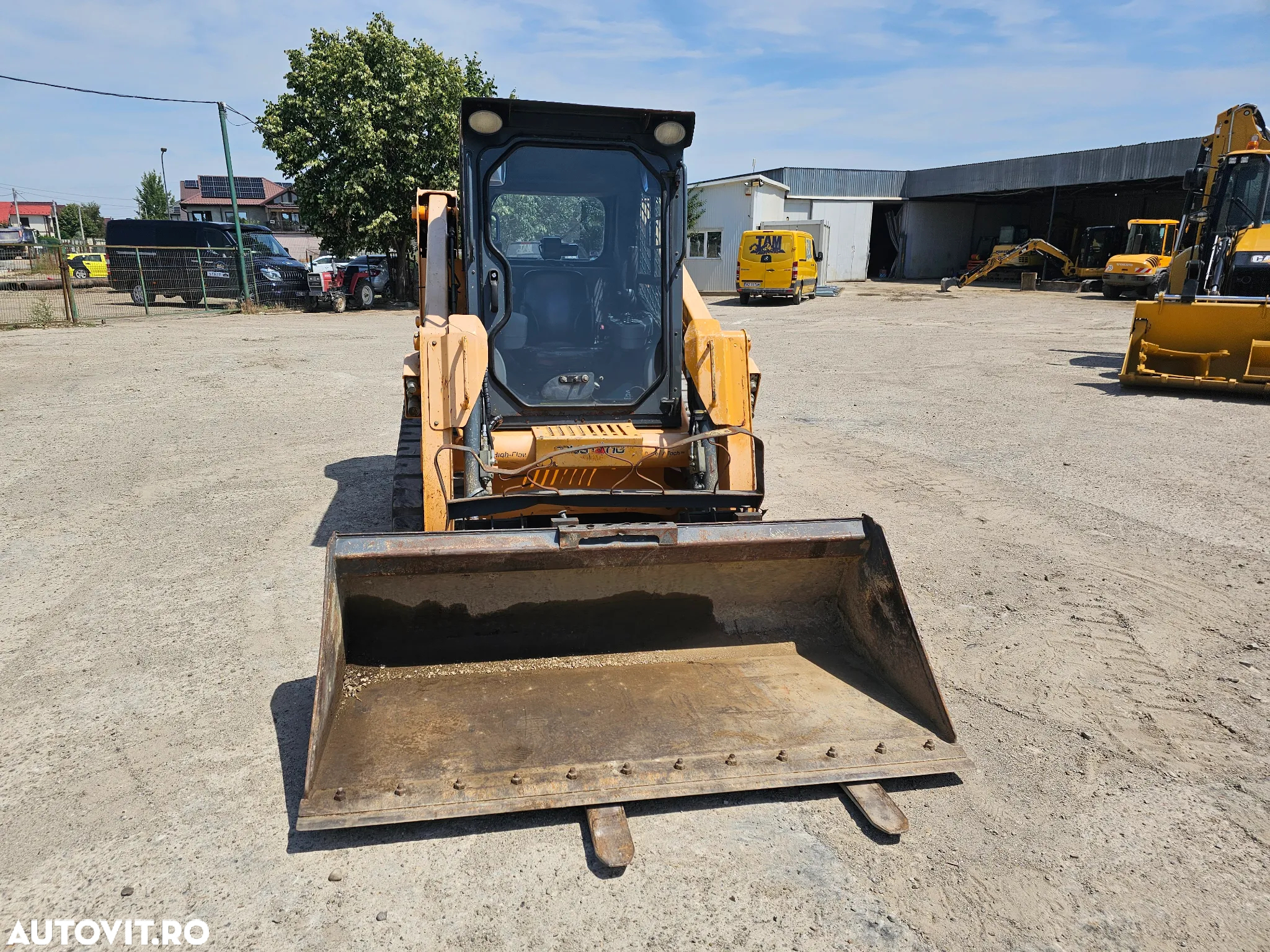 Mustang 1750 RT  airco highflow miniincarcator pe senile bobcat skid steer - 6