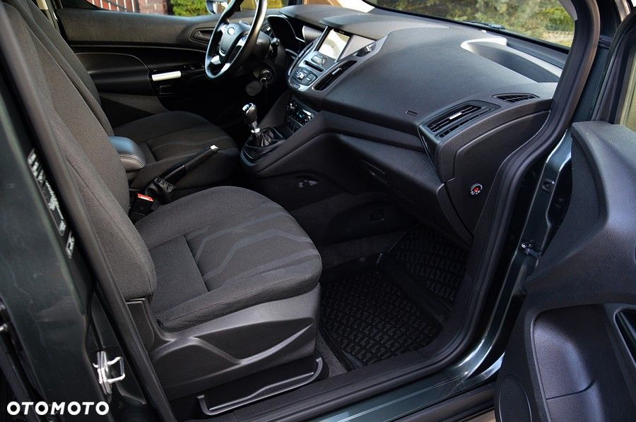 Ford Tourneo Connect 1.5 TDCi Start-Stop Titanium - 21