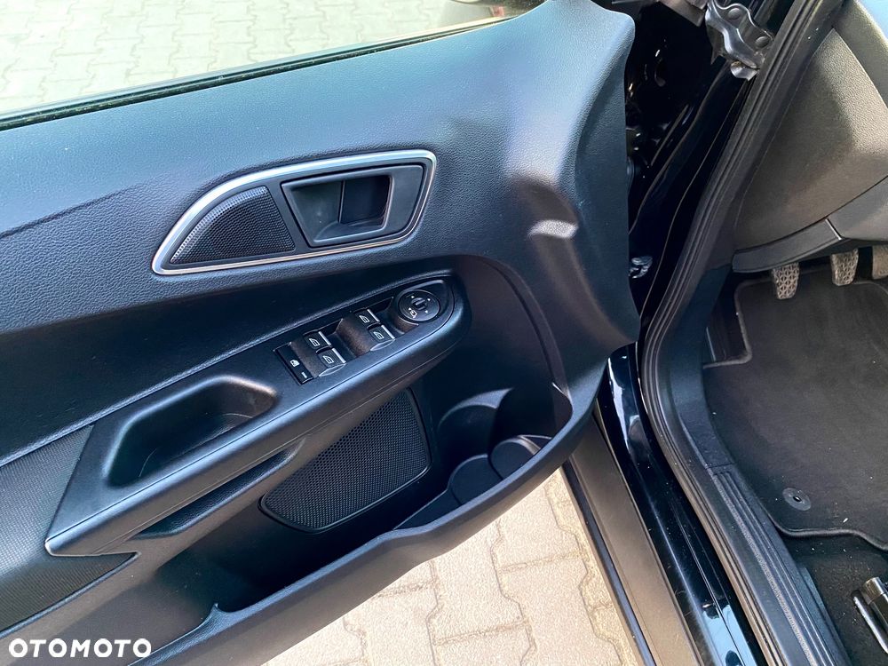 Ford B-MAX - 12