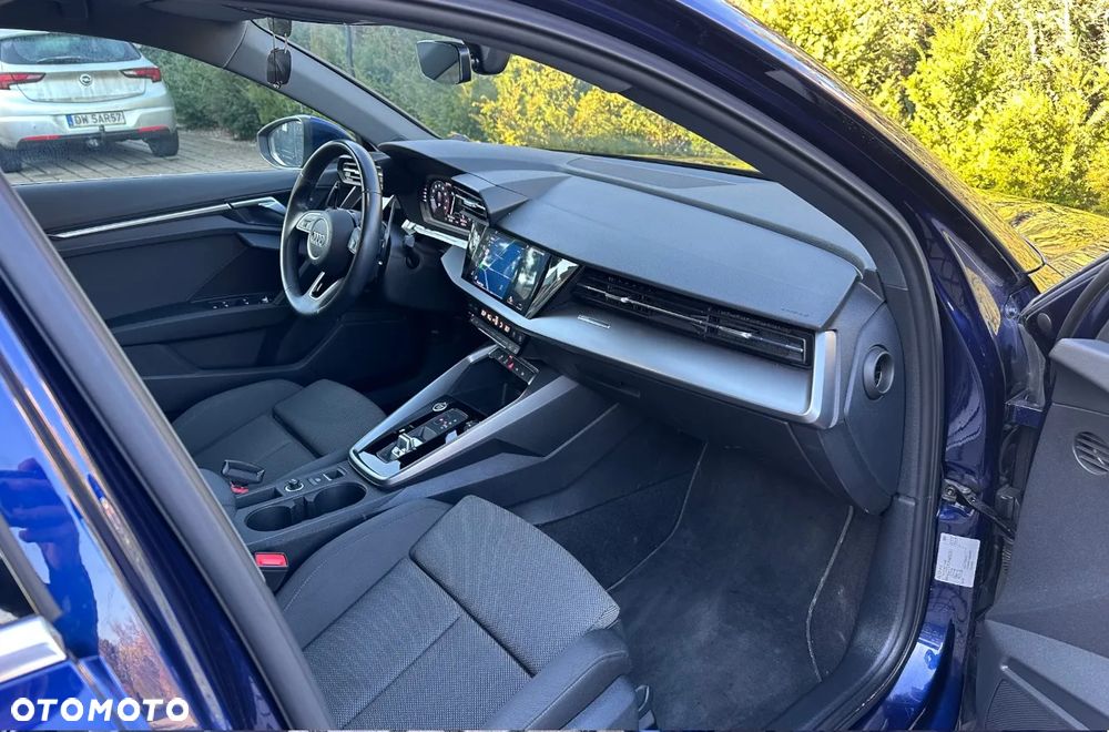 Audi A3 Sportback 35 TFSI S tronic - 15