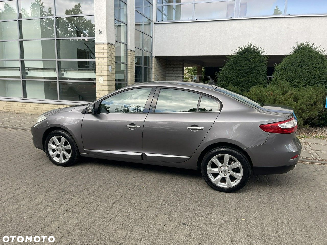 Renault Fluence - 12