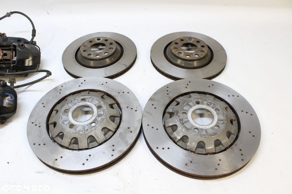 Cupra Leon zaciski komplet tarcze BREMBO - 2