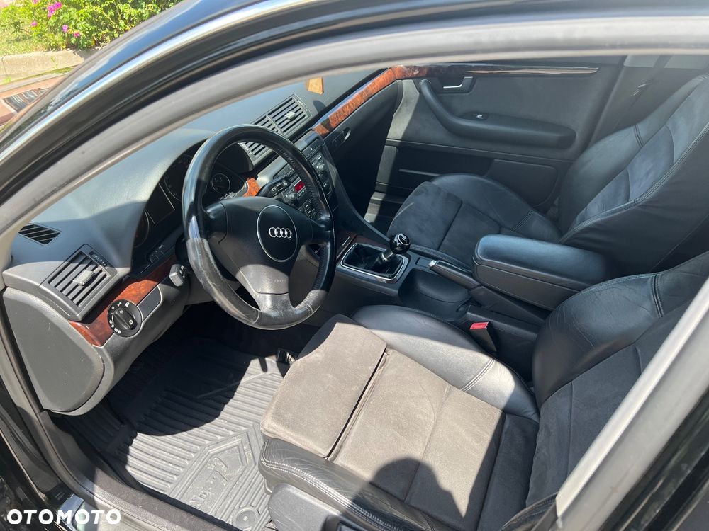 Audi A4 Avant - 9