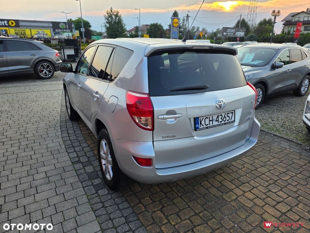 Toyota RAV4 2.0 4x4 Automatik - 9