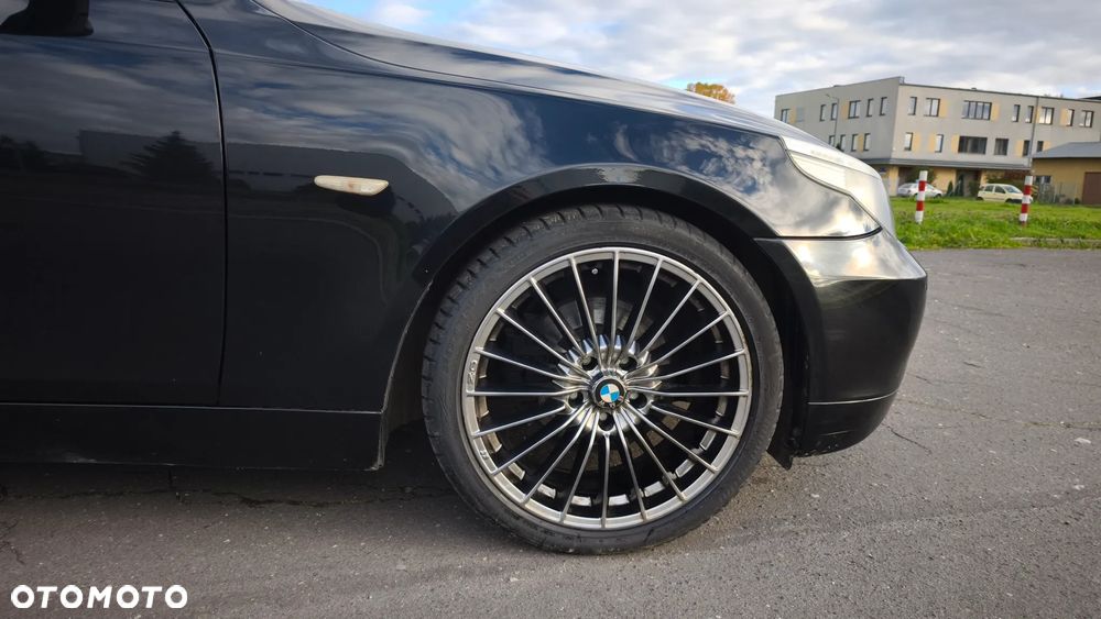 BMW Seria 5 520i - 19