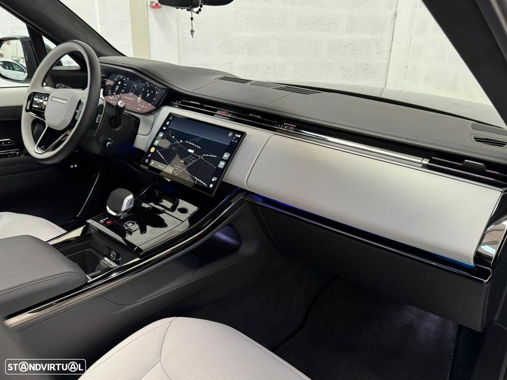 Land Rover Range Rover Sport 4.4 P530 Autobiography - 39