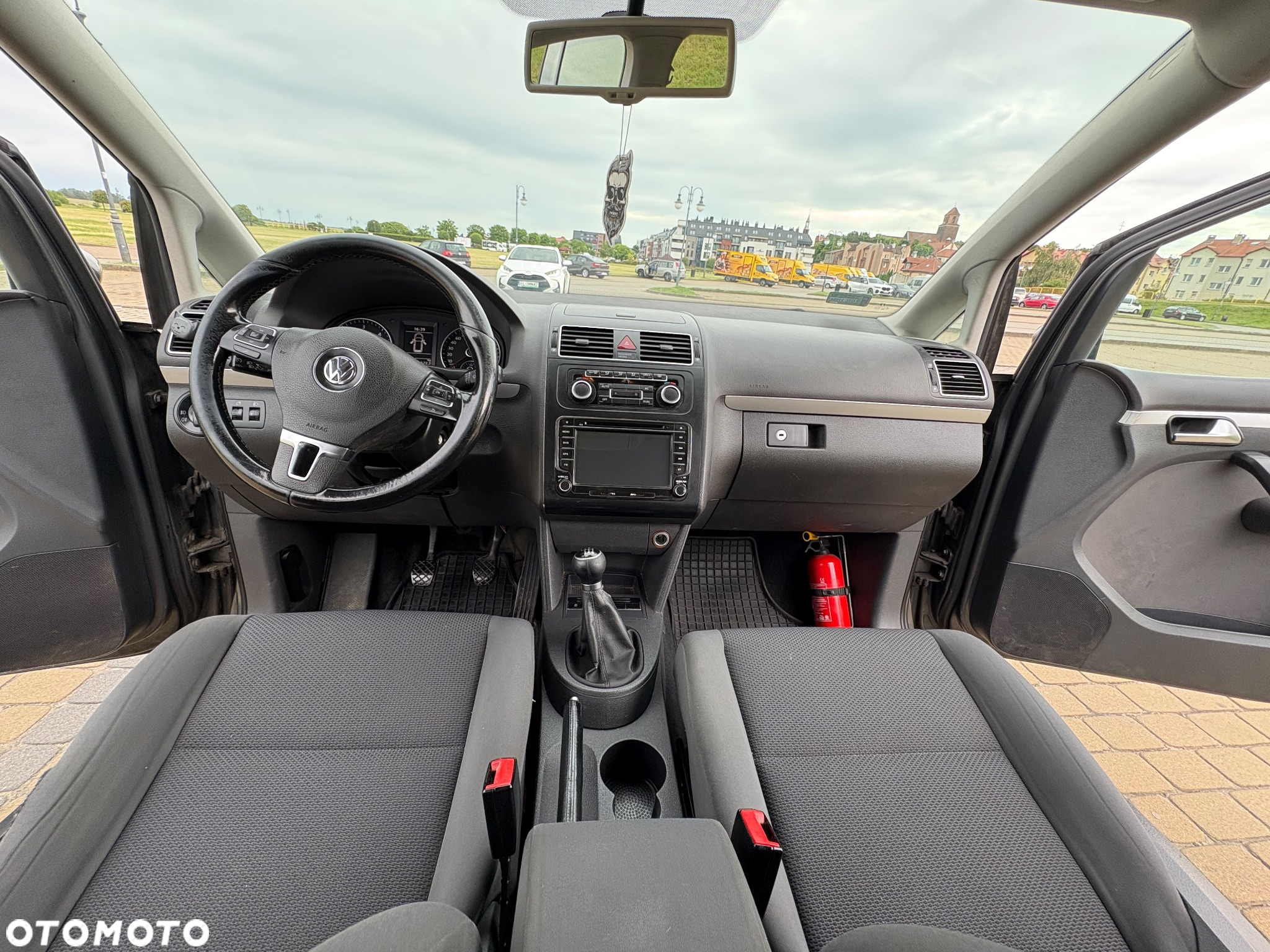 Volkswagen Touran - 19
